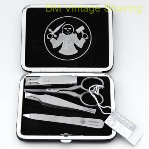 Dovo Magnetic Manicure - Grooming Set - 4 pc