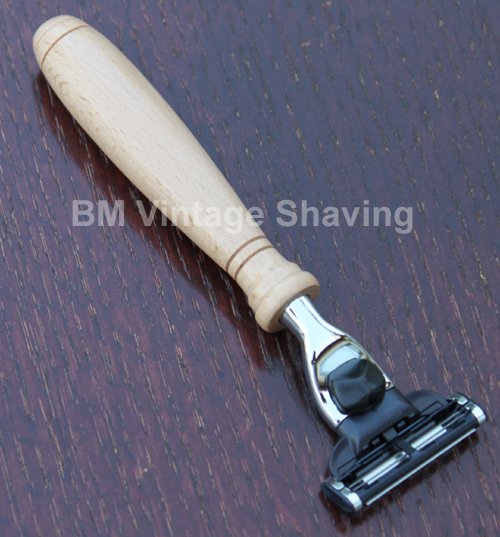 Mach3 Safety Razor Beech Wood Handle