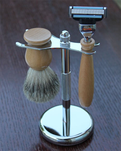 Shaving Set - Mach 3 Safety Razor & Brush