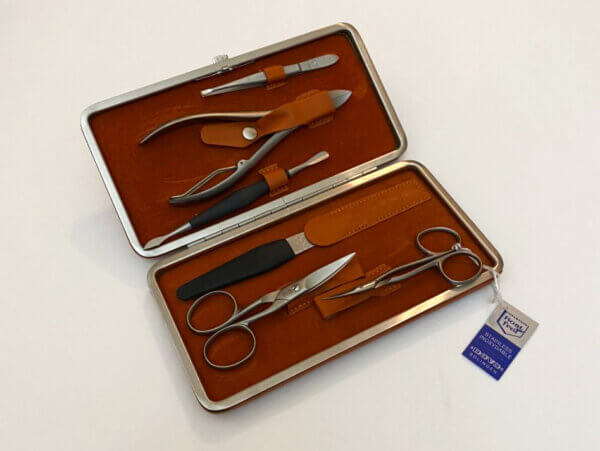 Dovo deluxe Manicure Set Terracotta